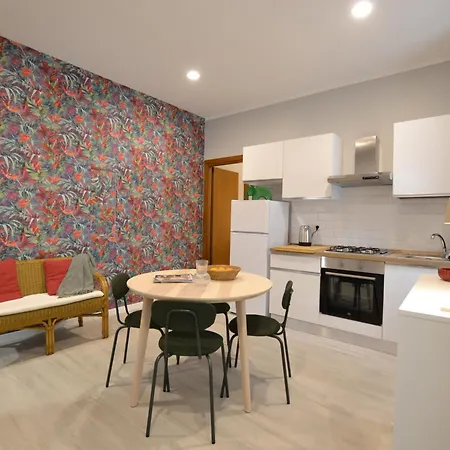Eleganza E Comfort A Ponte Milvio Appartamento